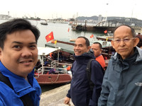 Boarding for Ha Long Bay Cruise